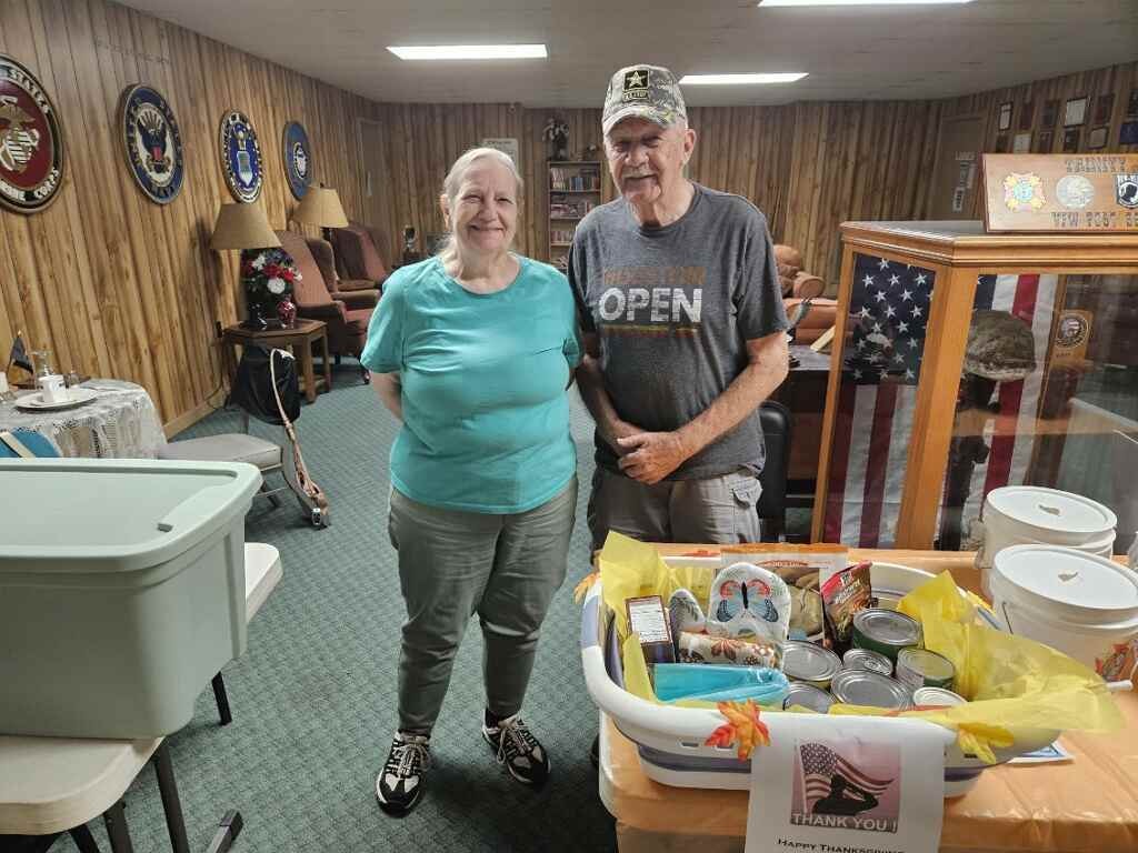 Auxiliary members providing support to local veterans